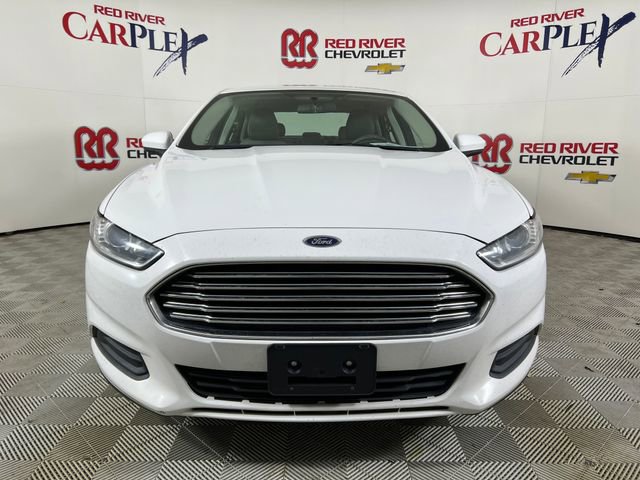 Used 2016 Ford Fusion S image 2