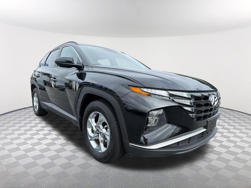 Used 2023 Hyundai Tucson SEL FWD image 3