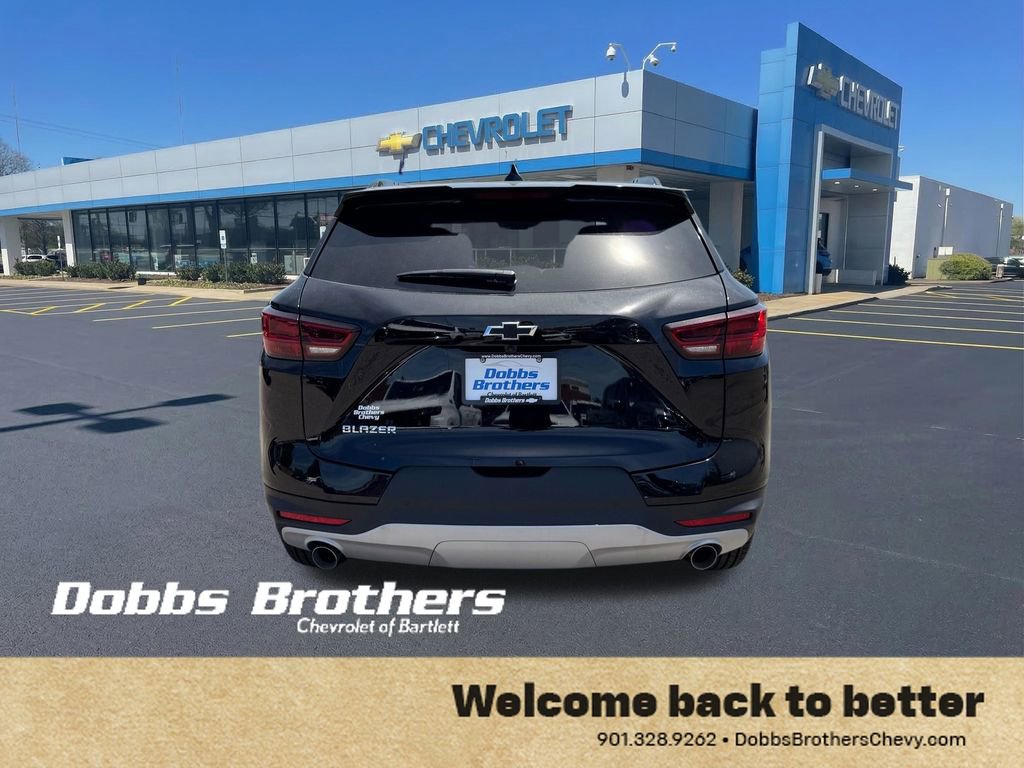 New 2026 Chevrolet Blazer LT w/ Convenience Package FWD image 6
