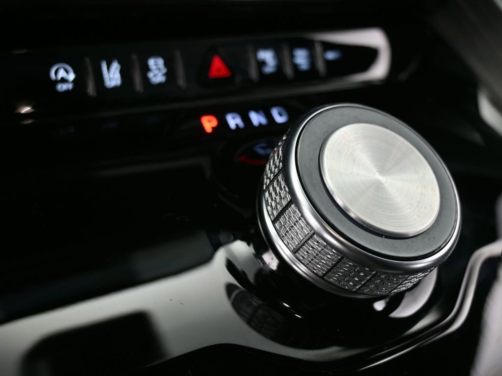 Used 2023 Jeep Wagoneer Series III w/ Preferred Equipment Group image 29