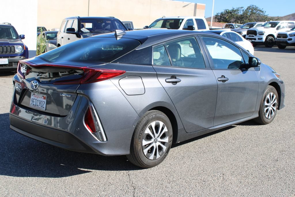 Used 2022 Toyota Prius Prime Limited FWD image 4