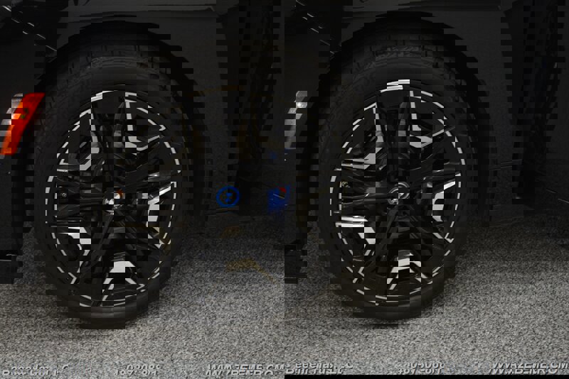 Used 2025 BMW iX M60 AWD/4WD image 46