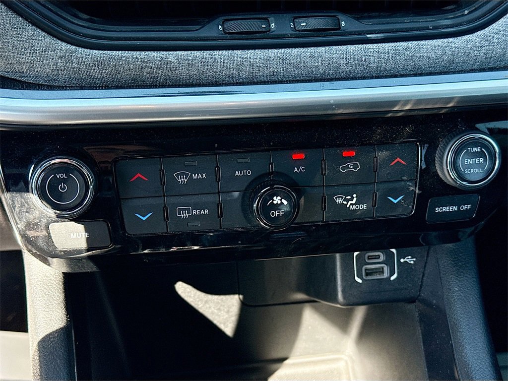 Used 2022 Jeep Compass Latitude w/ Convenience Group image 15