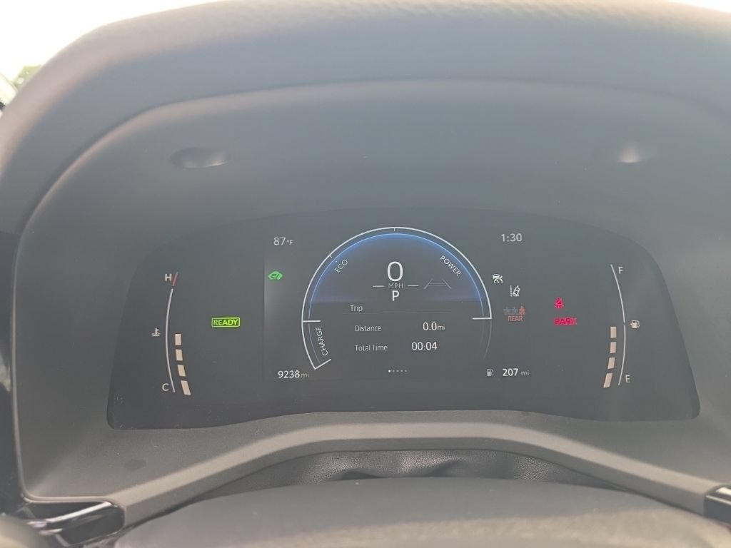 Used 2026 Toyota Camry SE w/ Multimedia Upgrade Package FWD image 20