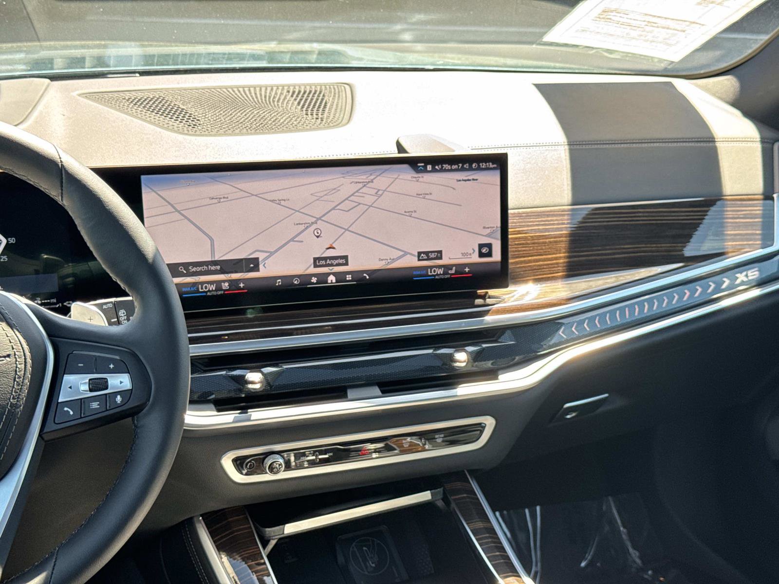 Used 2026 BMW X5 xDrive50e image 9