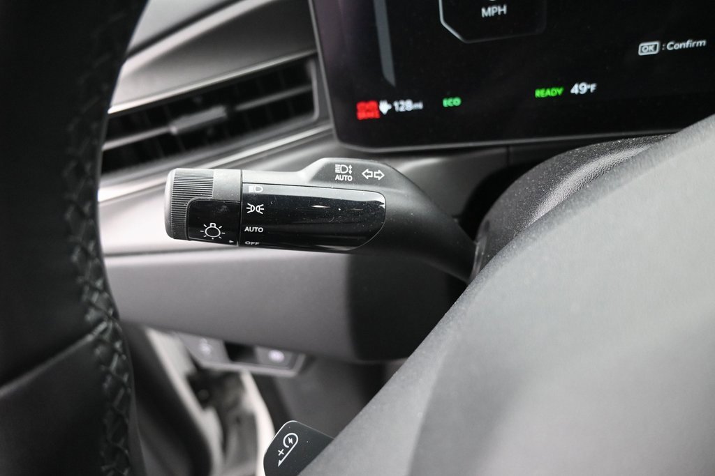 Used 2024 Kia EV9 Light Long Range image 24