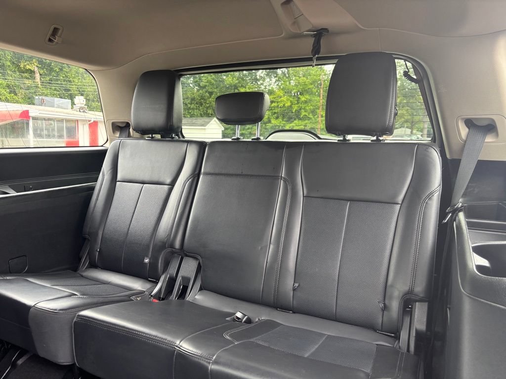 Used 2024 Ford Expedition XLT AWD/4WD image 21