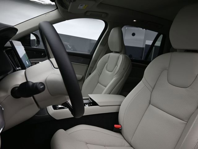 New 2026 Volvo XC90 B6 Ultra w/ Protection Package Premier image 9