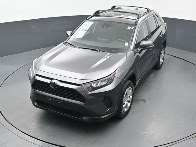 Used 2021 Toyota RAV4 LE AWD/4WD image 36