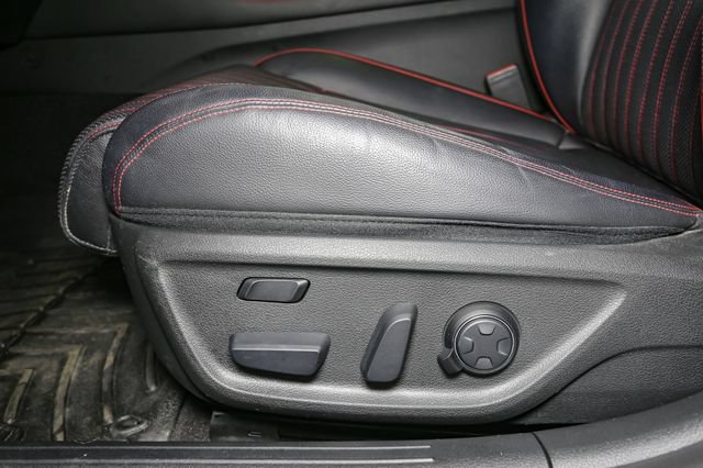 Used 2022 Genesis G70 3.3T w/ Sport Advanced Package AWD/4WD image 37