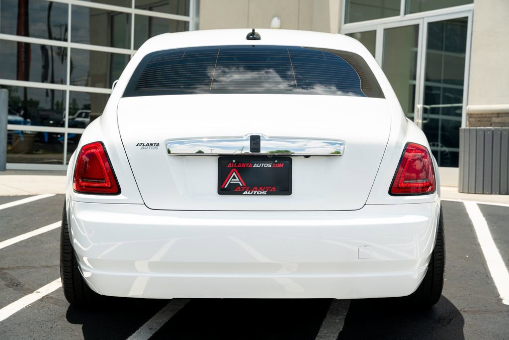 Used 2010 Rolls-Royce Ghost RWD image 16