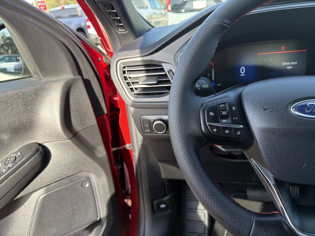 New 2026 Ford Escape ST-Line w/ Tech Pack #1 FWD image 26