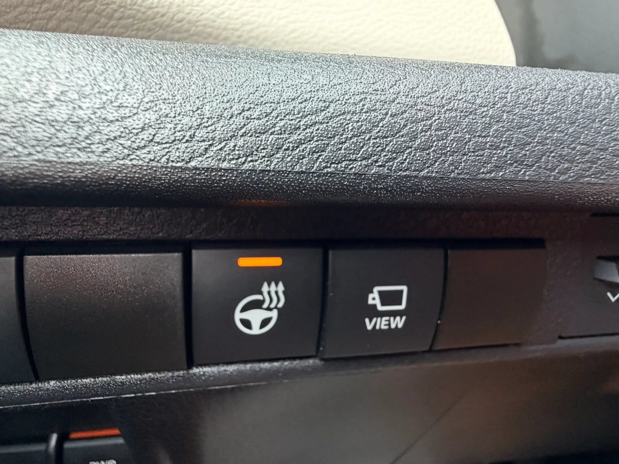 Used 2024 Toyota Sienna Platinum FWD image 19