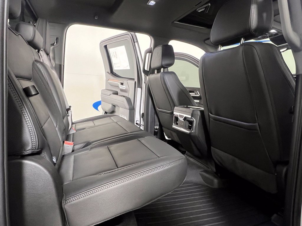 Used 2025 GMC Sierra 1500 Denali AWD/4WD image 13