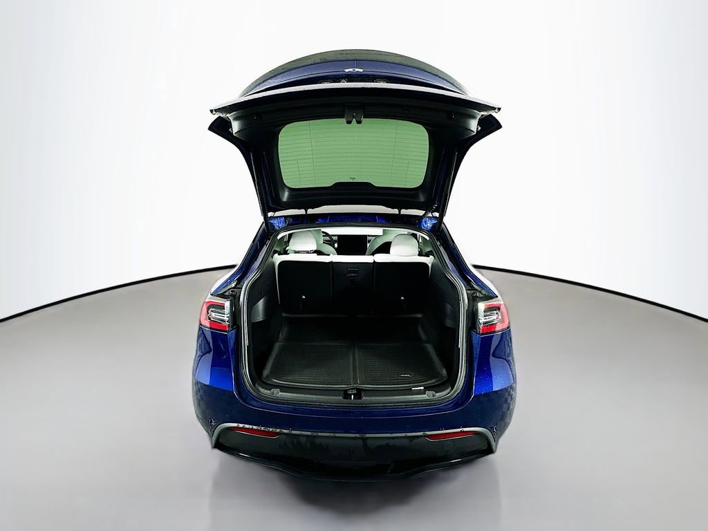 Used 2022 Tesla Model Y Performance image 28