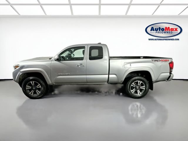 Used 2019 Toyota Tacoma TRD Sport w/ Technology Package image 6