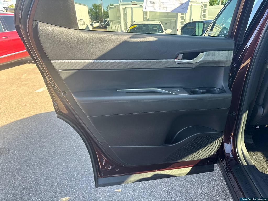 Certified 2025 Hyundai Palisade SEL AWD/4WD image 26