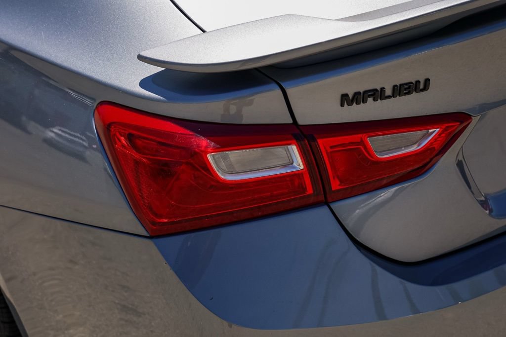 Used 2025 Chevrolet Malibu RS FWD image 7
