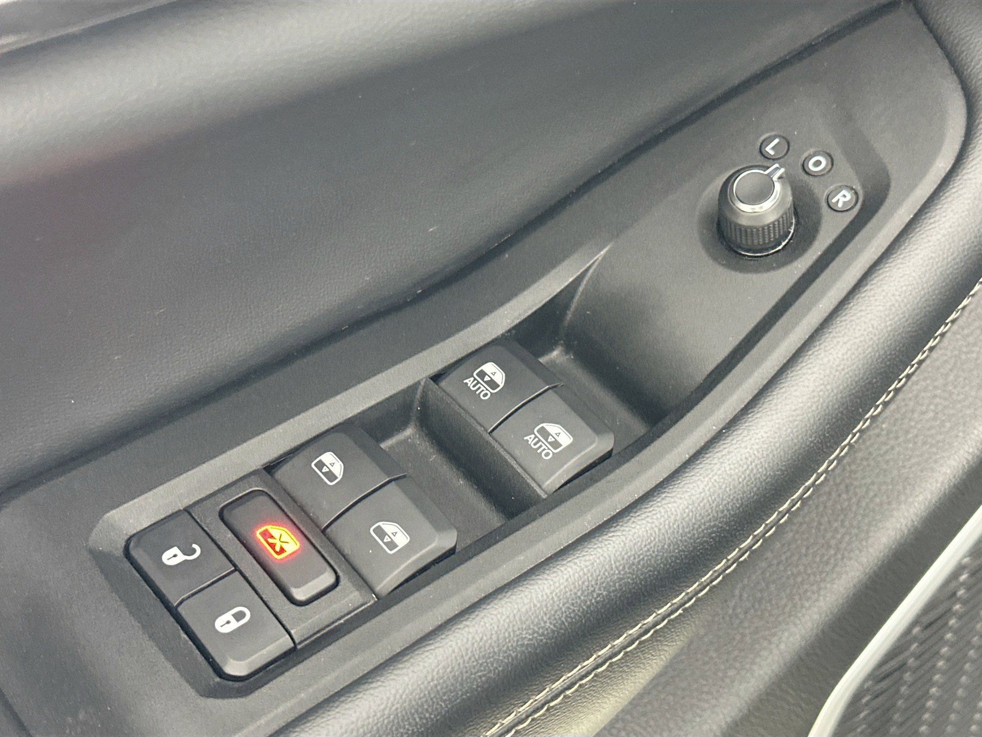 Used 2022 Jeep Grand Cherokee L Altitude image 17