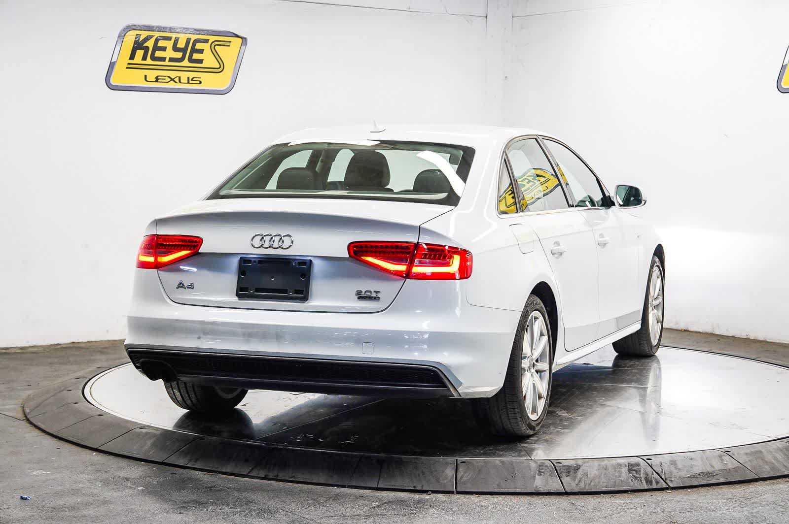 Used 2016 Audi A4 2.0T Premium w/ Convenience Plus Package AWD/4WD image 4