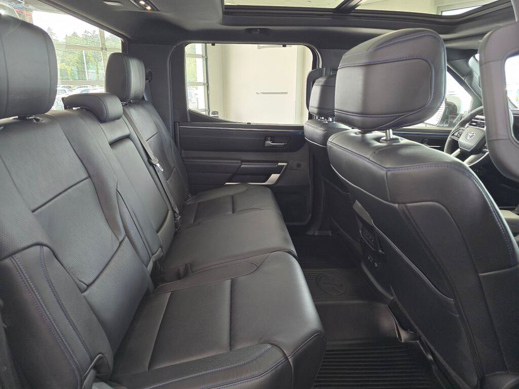Used 2023 Toyota Tundra Platinum AWD/4WD image 40