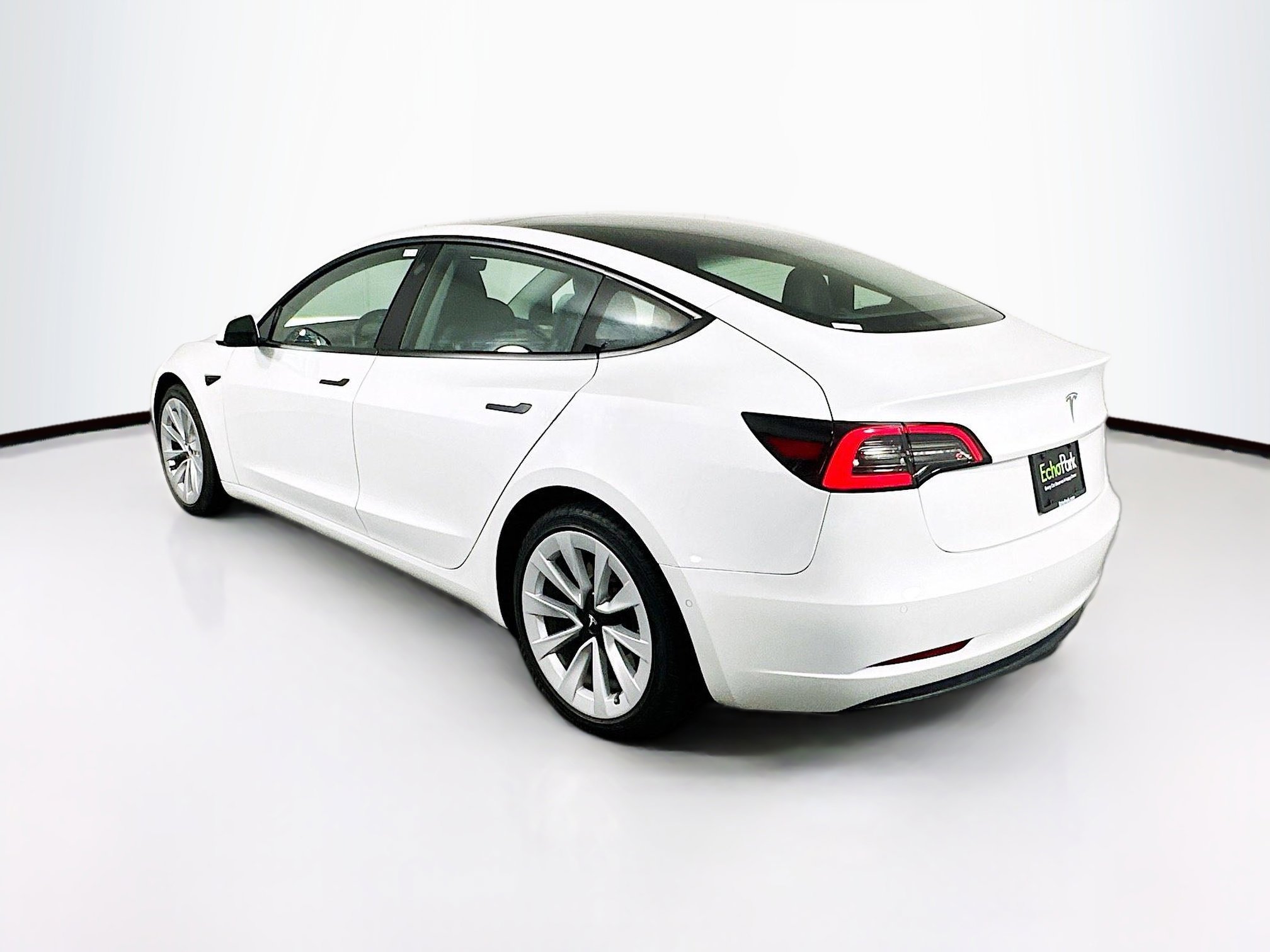 Used 2022 Tesla Model 3 image 5