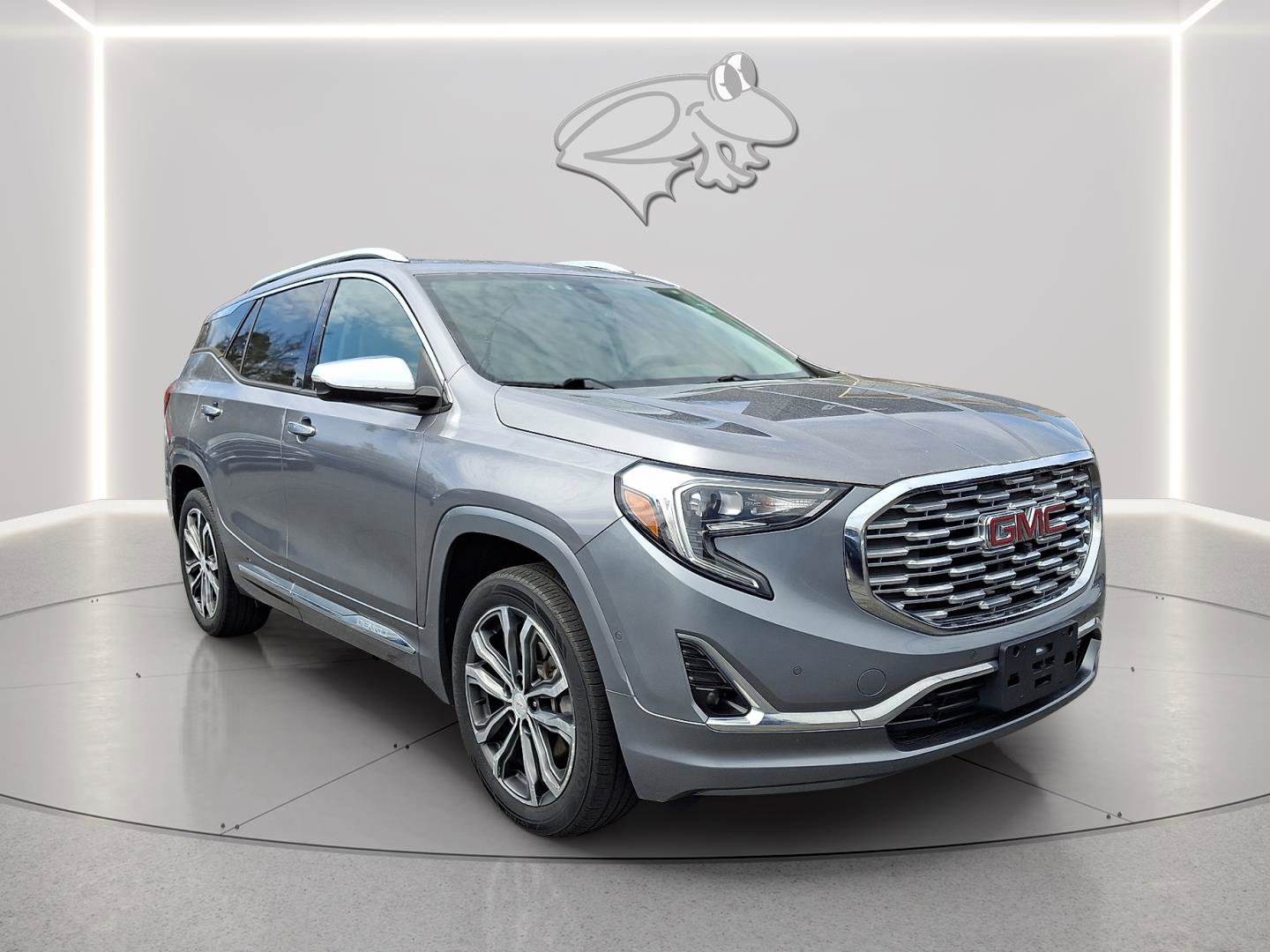 Used 2018 GMC Terrain Denali w/ Advanced Safety Package image 10