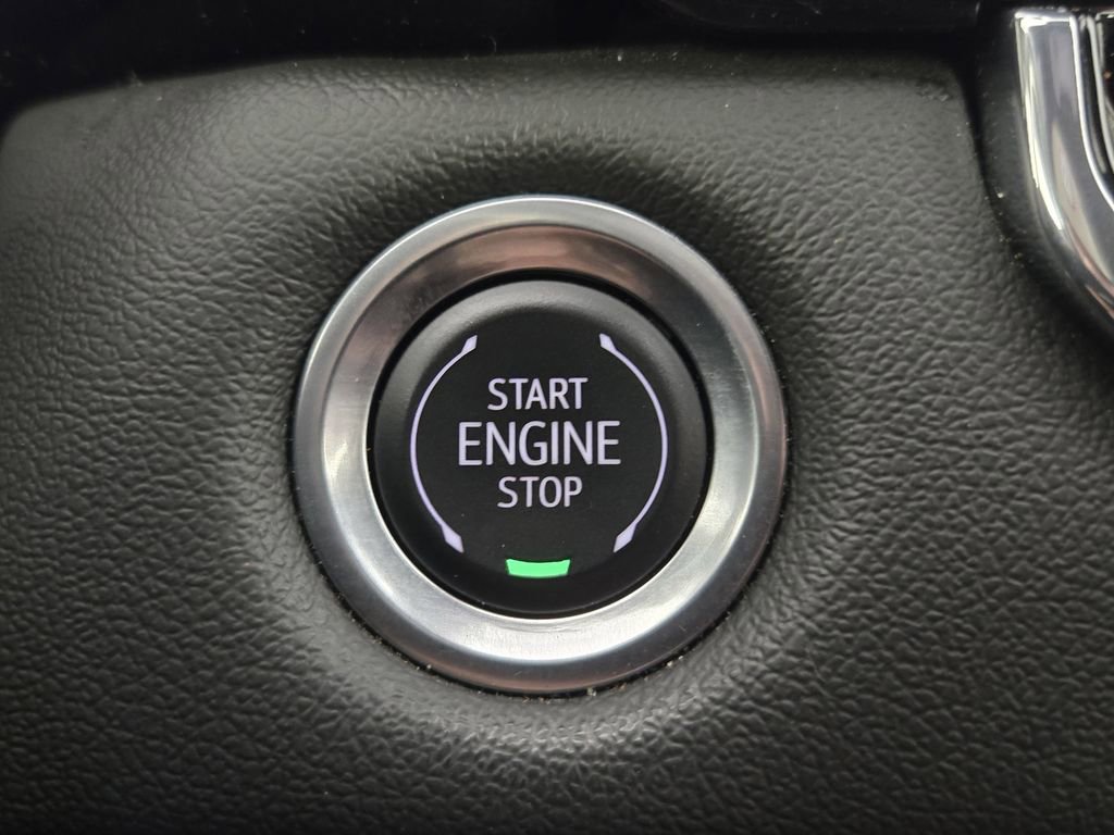 Used 2024 Chevrolet Colorado LT w/ LT Convenience Package II image 23