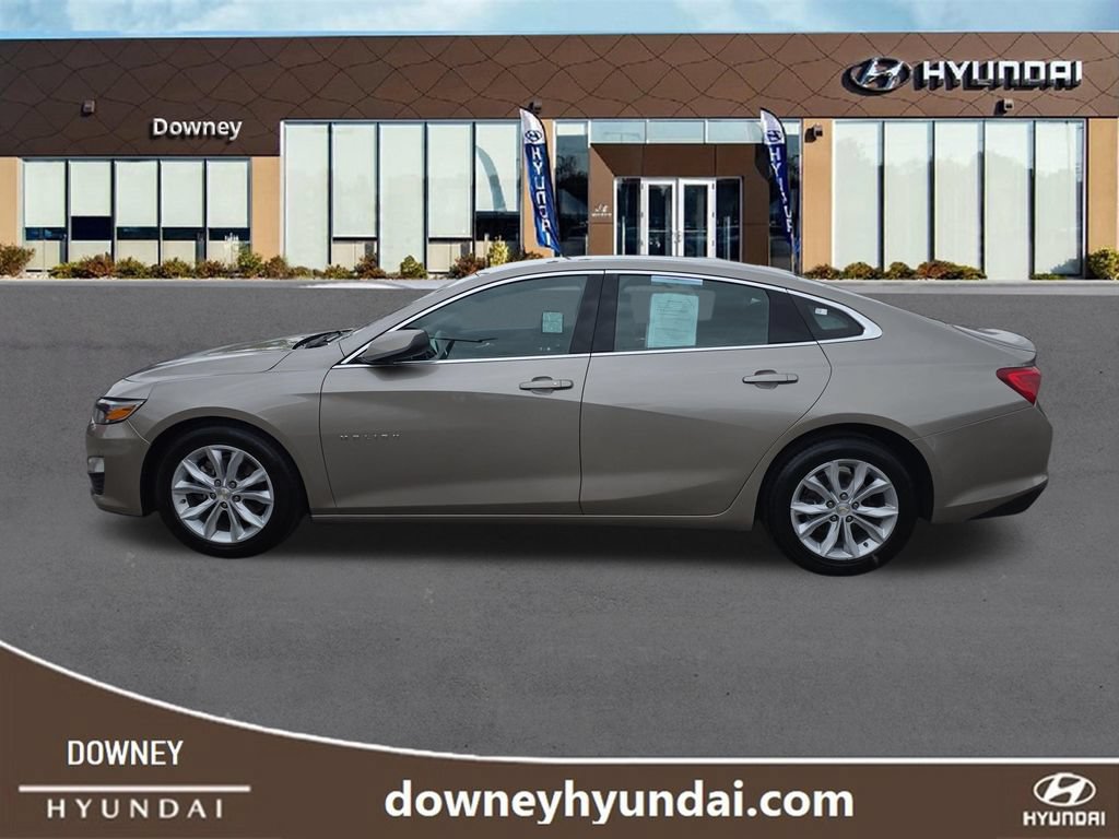 Used 2023 Chevrolet Malibu LT w/ Driver Confidence Package FWD image 2