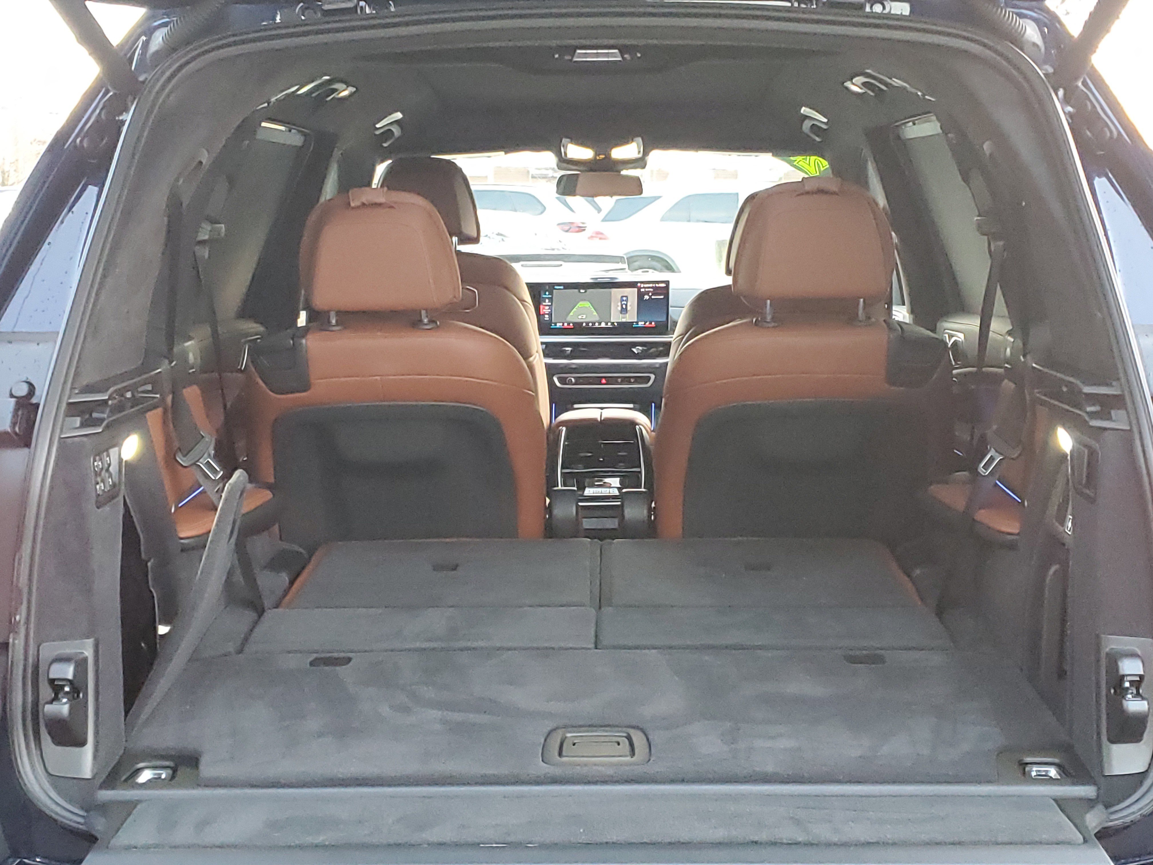 Certified 2024 BMW X7 M60i w/ Executive Package image 26