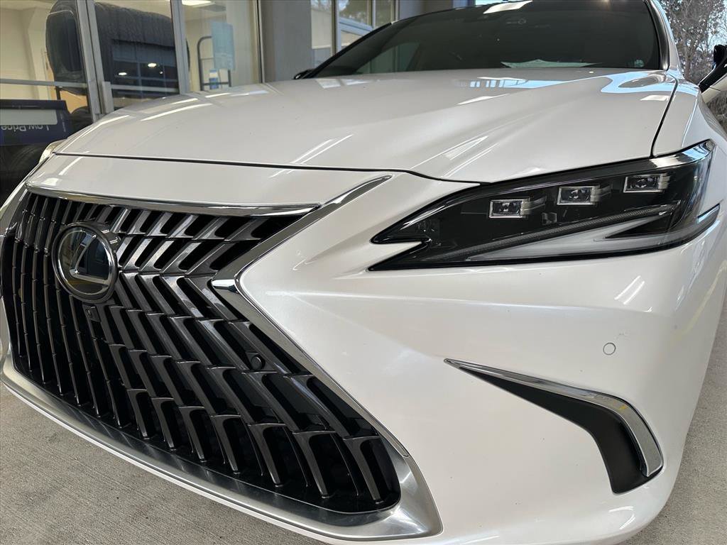 Used 2024 Lexus ES 350 Ultra Luxury image 1