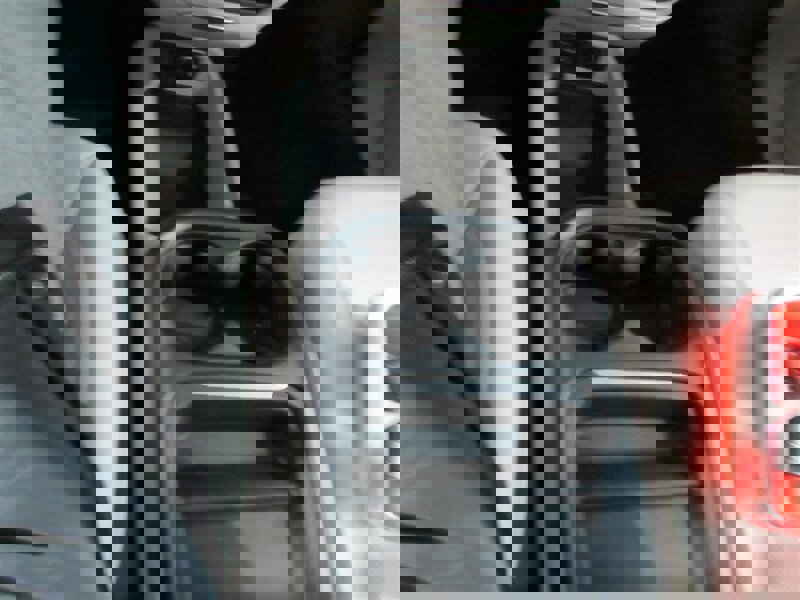 Used 2021 Chrysler Voyager Lxi image 59