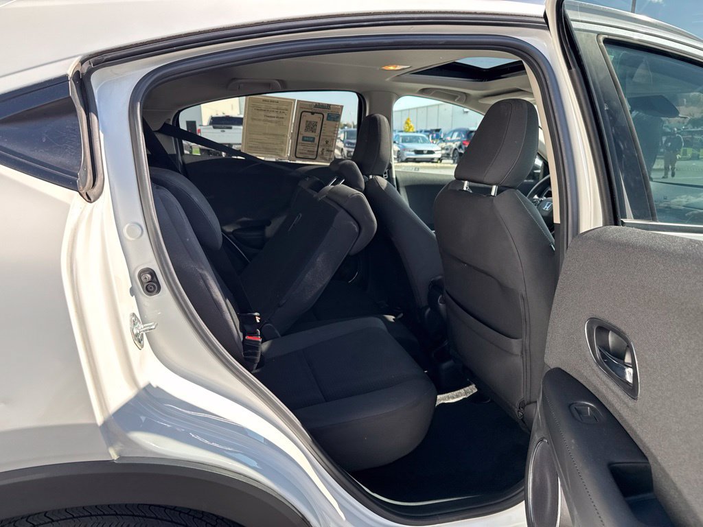 Used 2022 Honda HR-V EX image 38