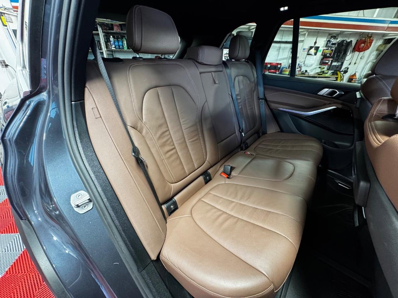 Used 2020 BMW X5 xDrive40i w/ Premium Package image 10