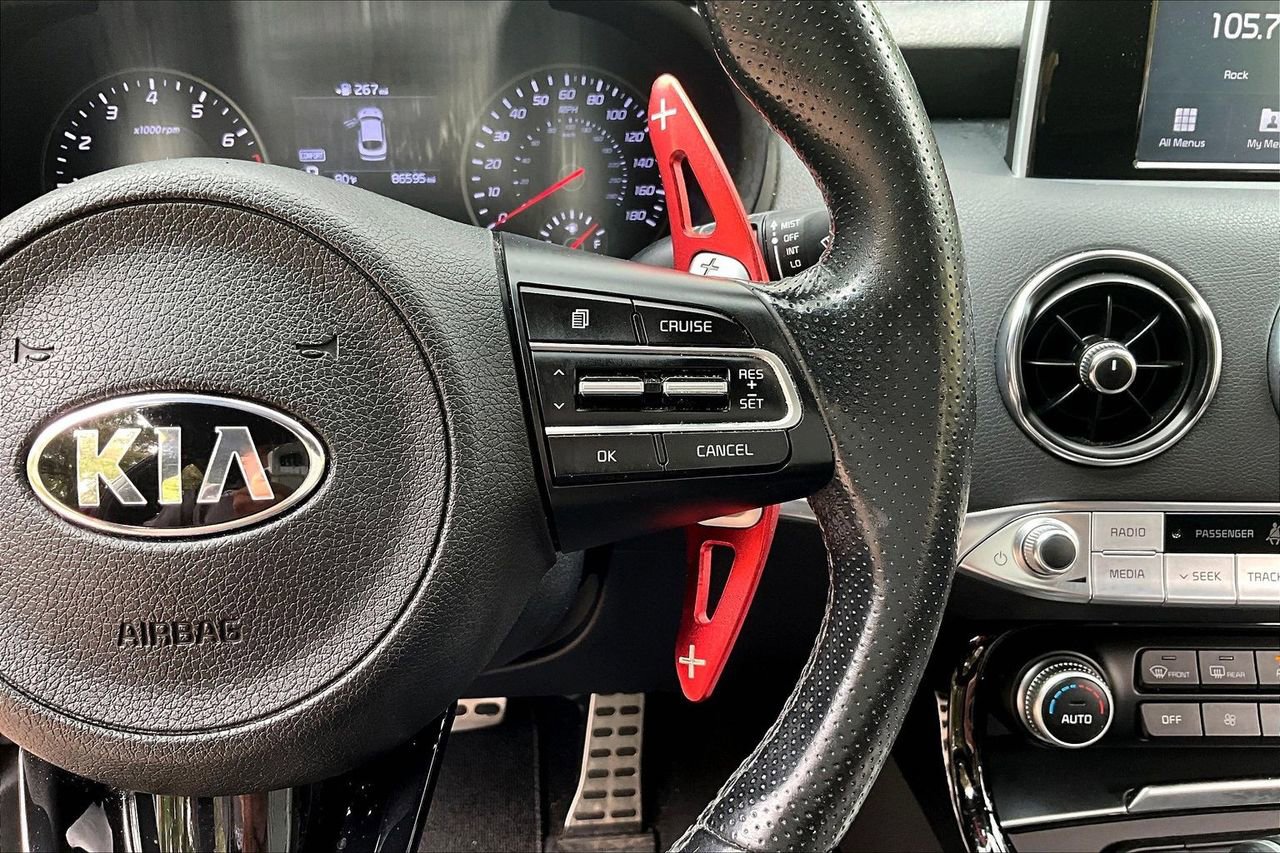 Used 2018 Kia Stinger GT RWD image 11