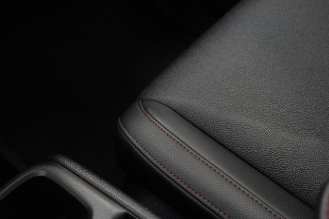 Used 2025 Honda Odyssey Sport-L image 11