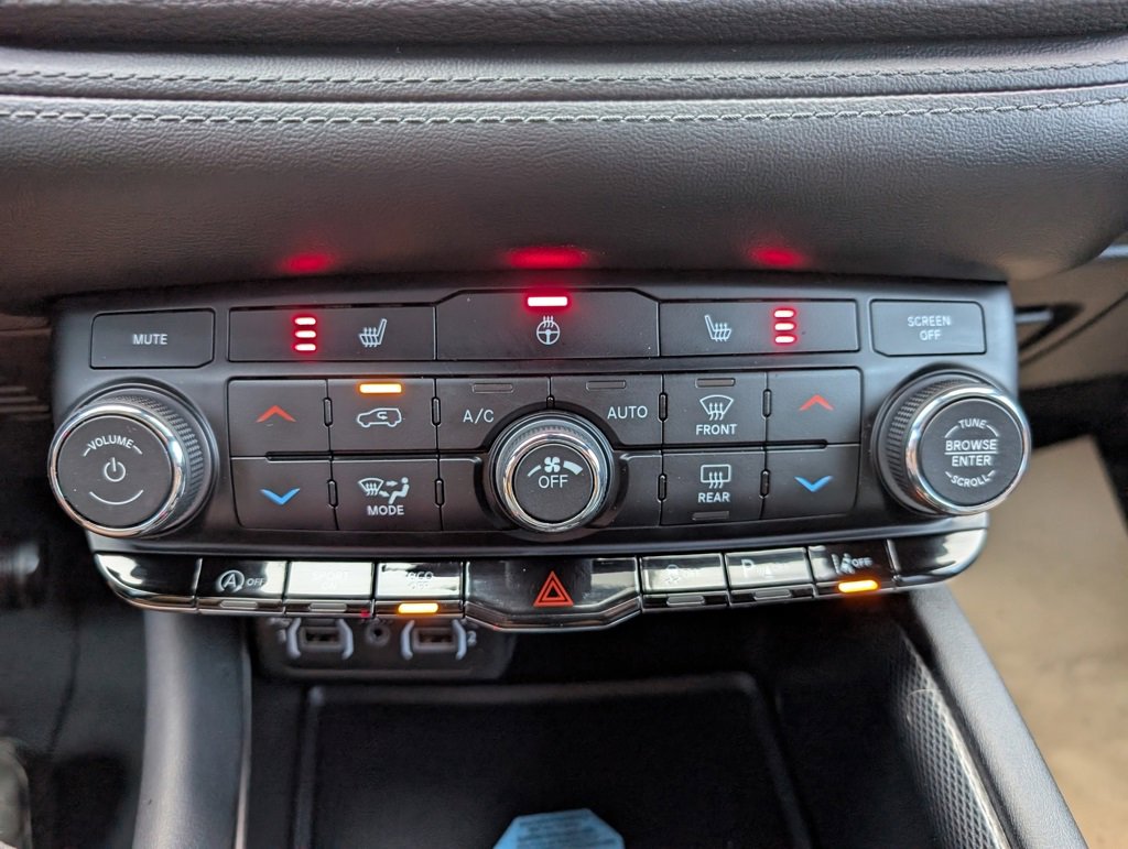 Used 2021 Dodge Durango GT image 30