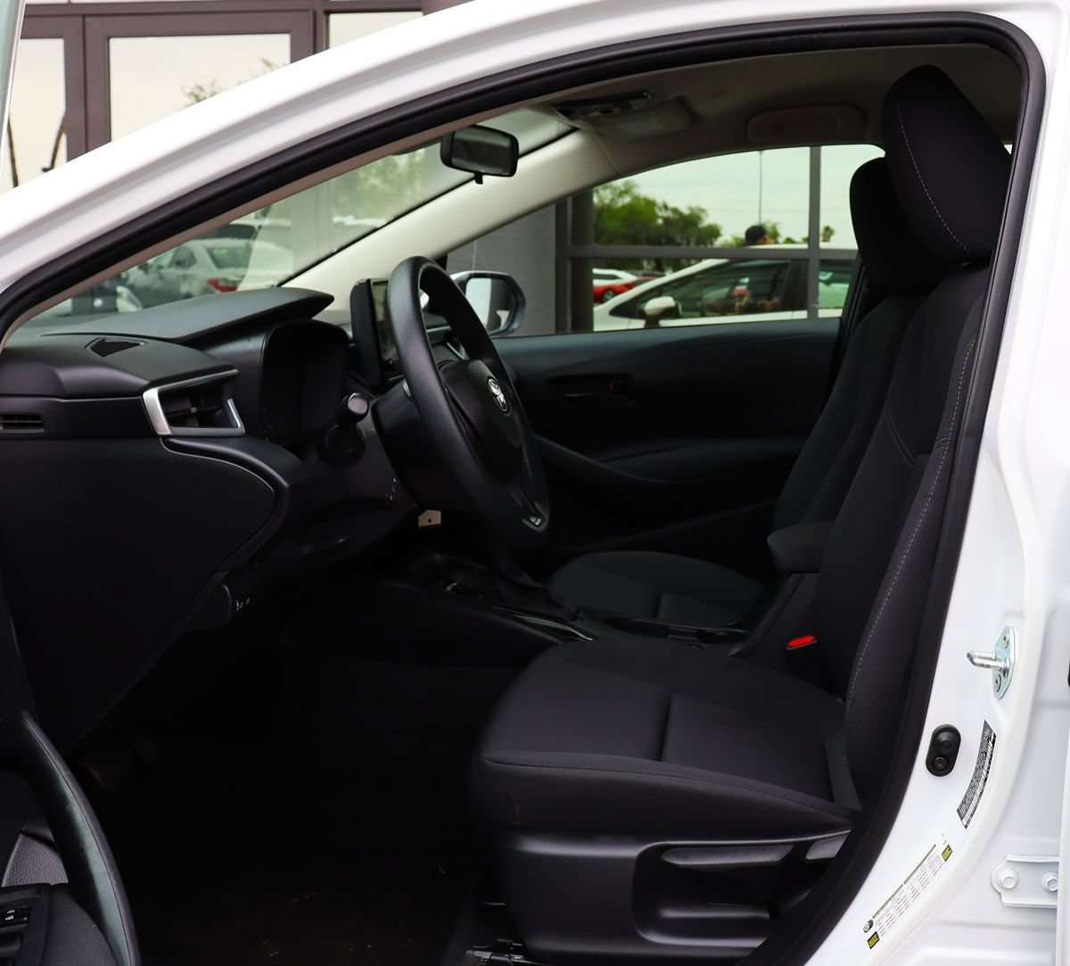 Used 2023 Toyota Corolla LE FWD image 36