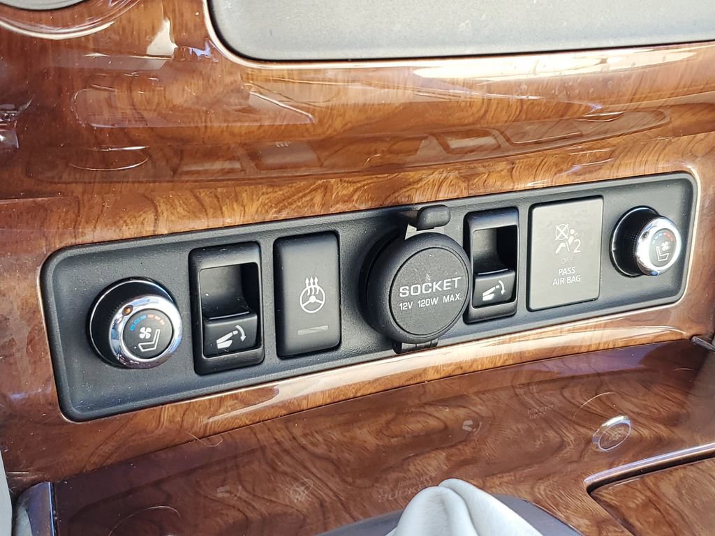 Used 2015 INFINITI QX80 4WD image 32