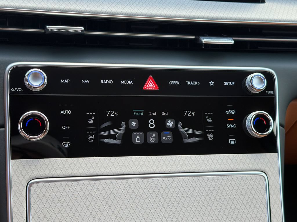 New 2026 Genesis GV80 3.5T Prestige AWD/4WD image 32