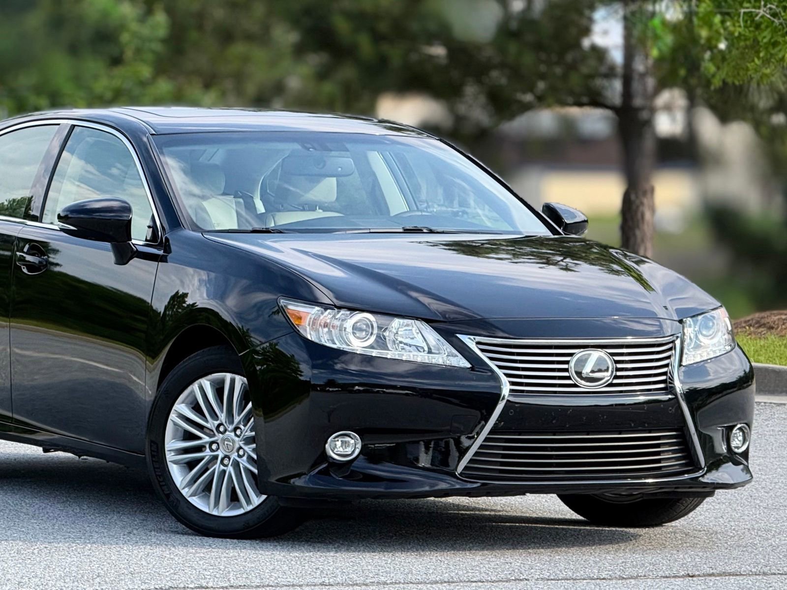 Used 2014 Lexus ES 350 w/ Luxury Package FWD image 47