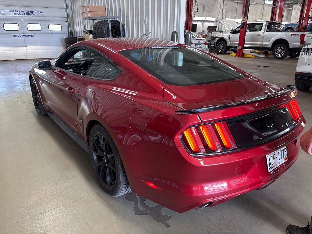 Used 2017 Ford Mustang GT w/ Black Accent Package RWD image 2