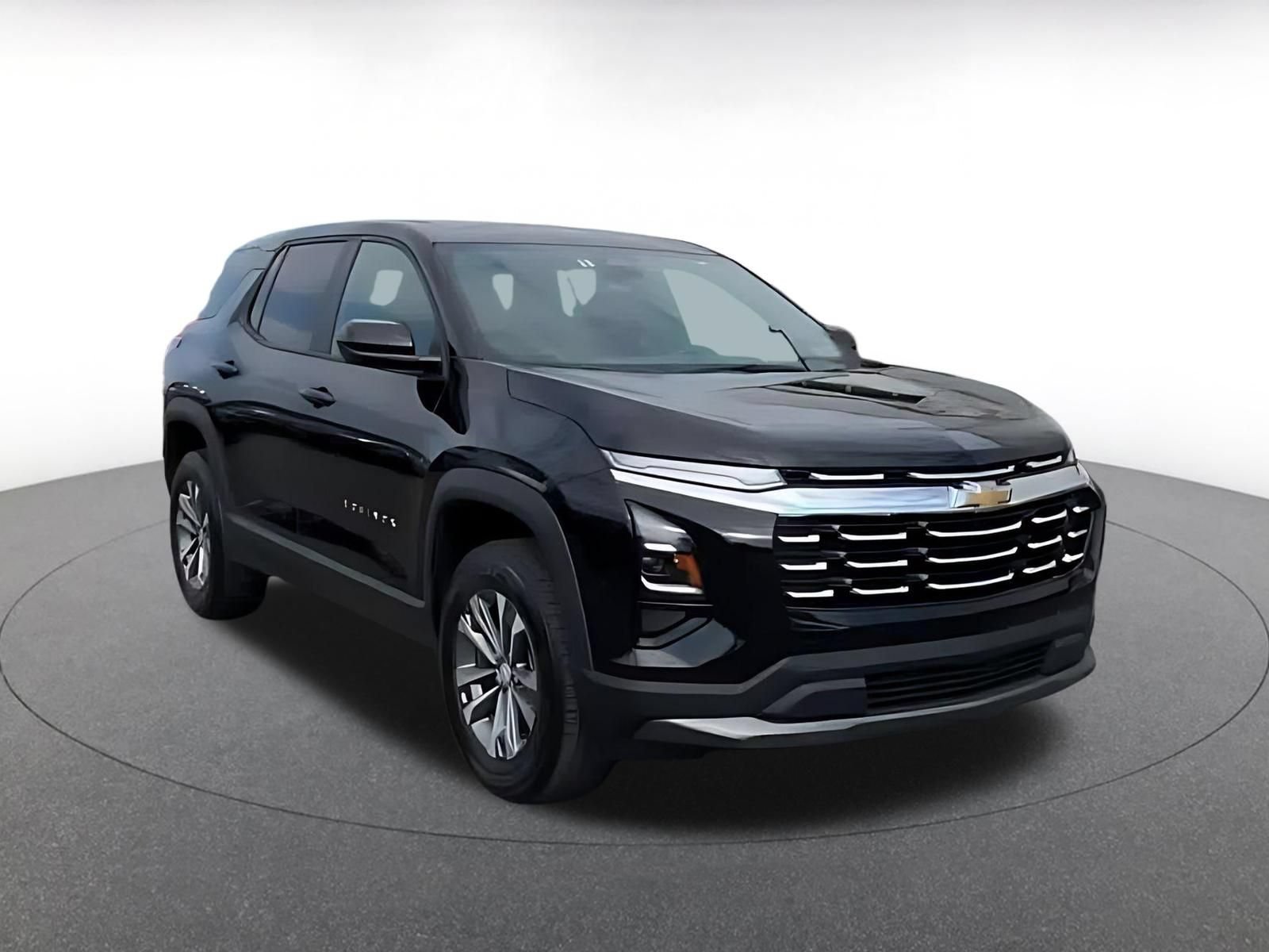 Used 2025 Chevrolet Equinox LT FWD image 3