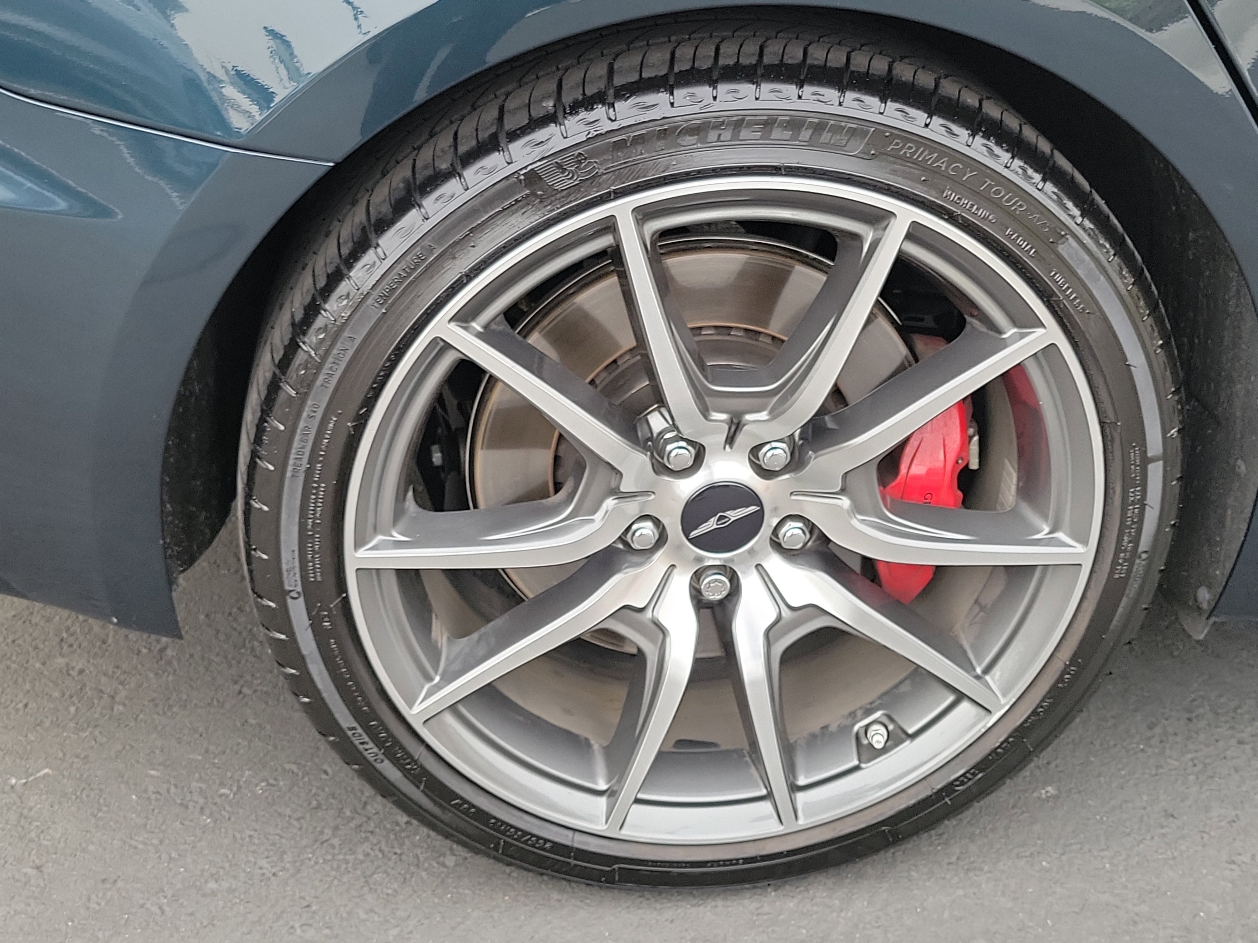 Certified 2025 Genesis G70 2.5T image 24