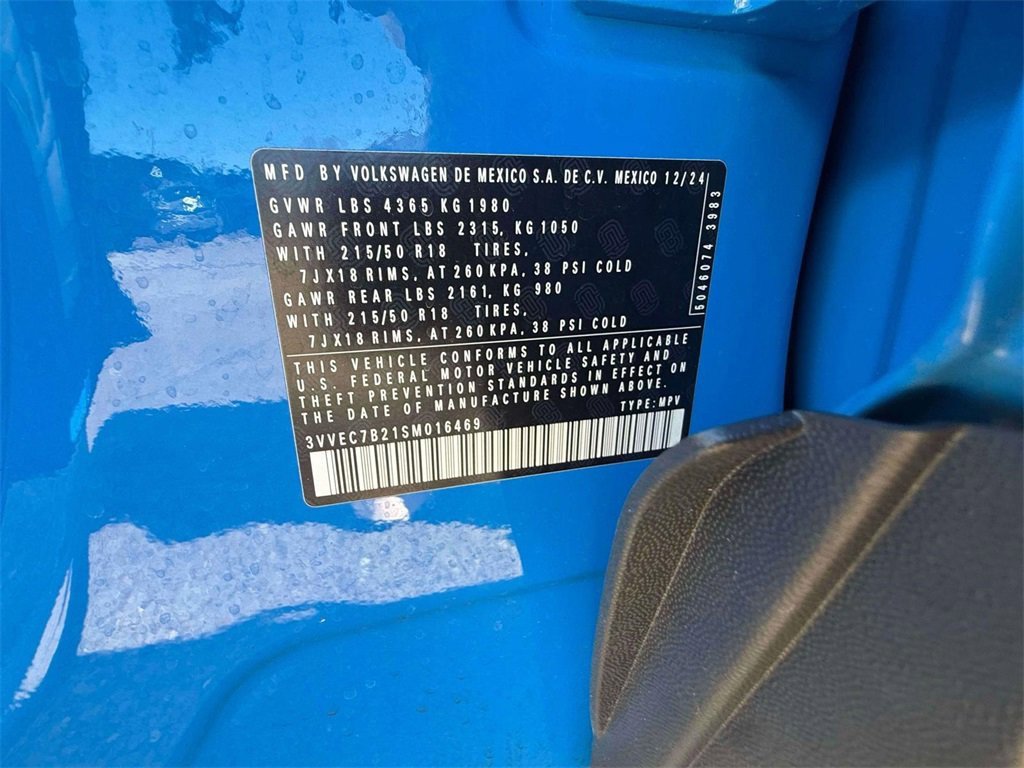 Used 2025 Volkswagen Taos SE w/ Panoramic Sunroof Package image 25