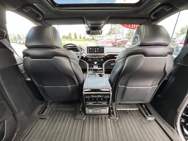 Used 2025 Acura MDX A-Spec AWD/4WD image 40
