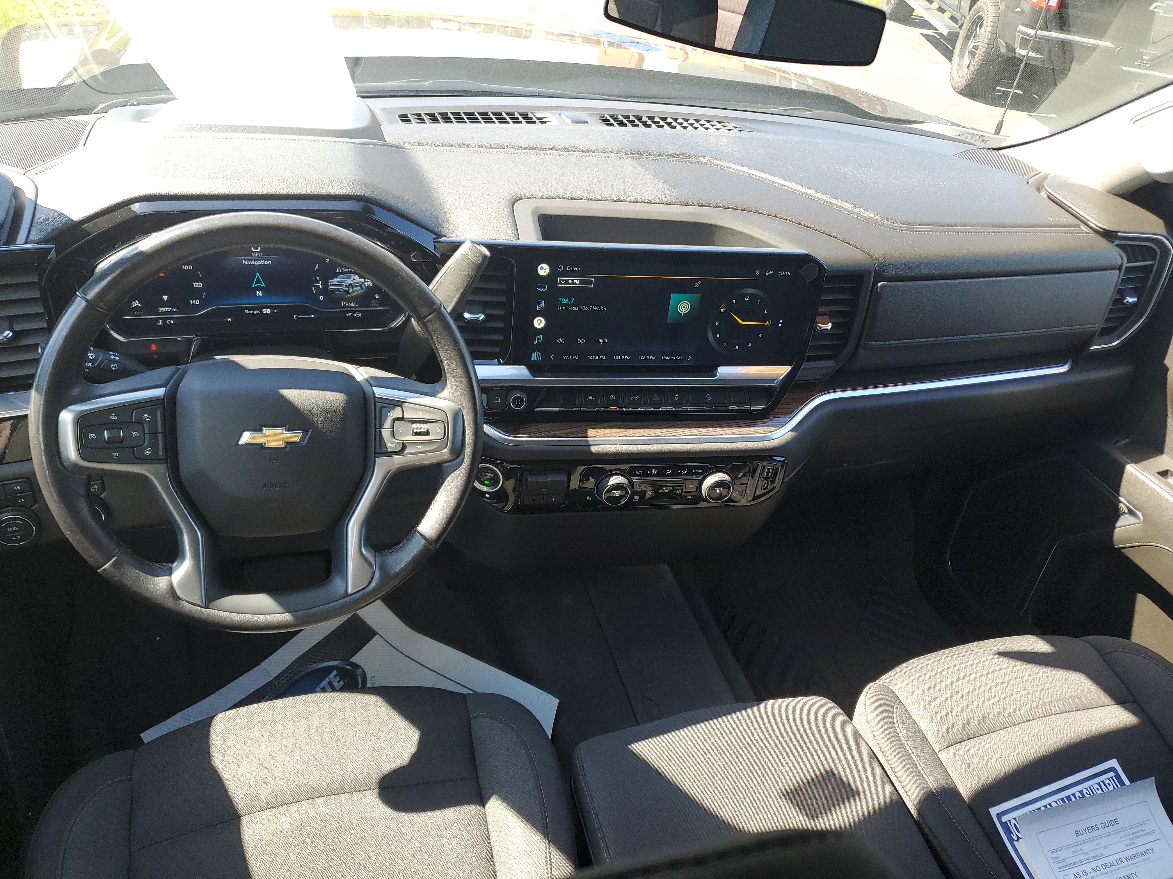 Used 2022 Chevrolet Silverado 1500 LT w/ Z71 Off-Road Package AWD/4WD image 8