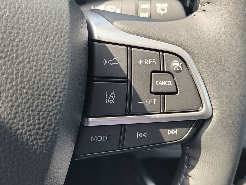 New 2026 Toyota Highlander Limited AWD/4WD image 10