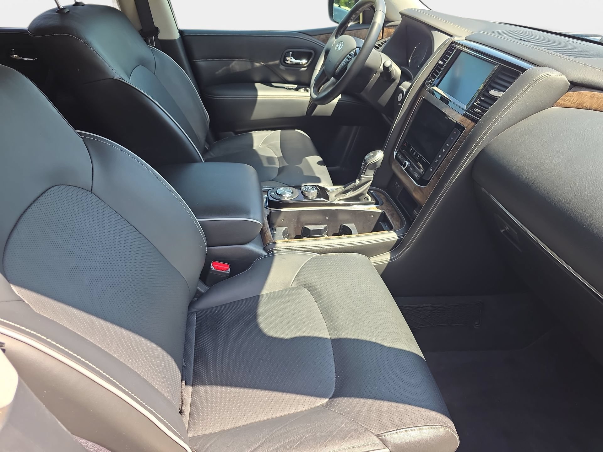 Certified 2021 INFINITI QX80 Premium Select w/ Cargo Package RWD image 10