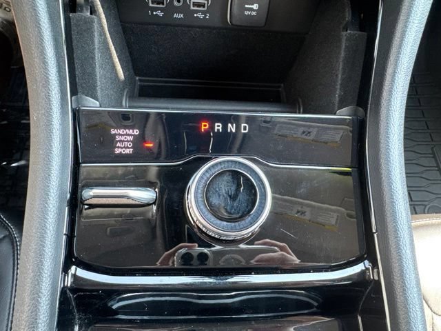 Used 2023 Jeep Grand Cherokee Limited w/ Black Appearance Package AWD/4WD image 44